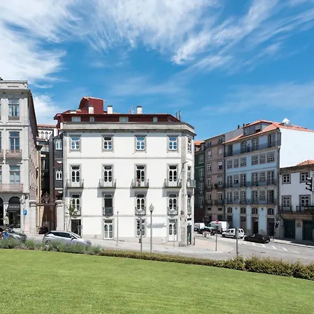 Great Views Ribeira Floor By Lovelystay